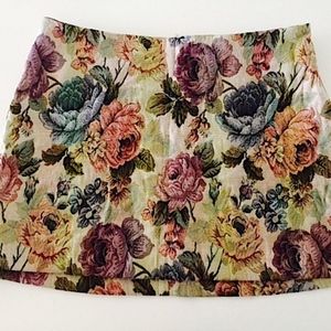 Stretchy Floral Tapestry Mini Skirt  M